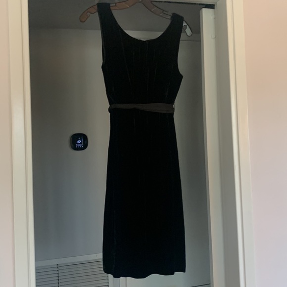GAP Velvet Silk Dress with Sash Size 4 - Picture 4 of 8